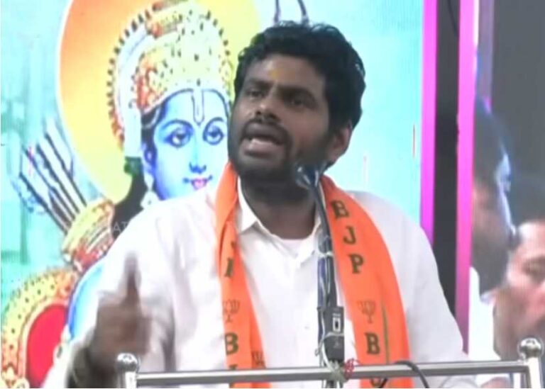 அண்ணாமலை பள்ளிக்கு பொட்டு வைத்து போக முடியலைனா.. எப்படி சனாதன தர்மத்தை காப்பாற்றுவார்