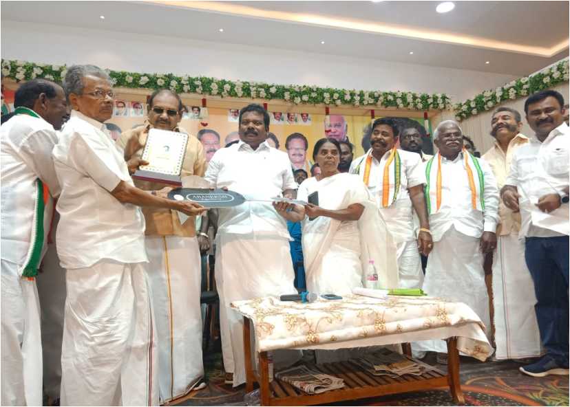 செல்வப்பெருந்தகை தென்காசியில் காங்கிரஸ் கட்சியின் முப்பெரும் விழா..!