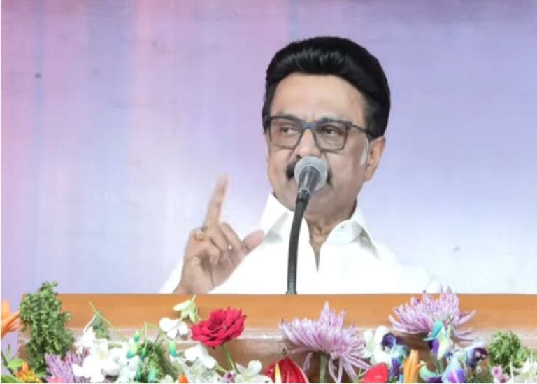 மு.க. ஸ்டாலின் விமர்சனம் கொடுத்த காசுக்கு மேல் என்னமா கூவுறான்