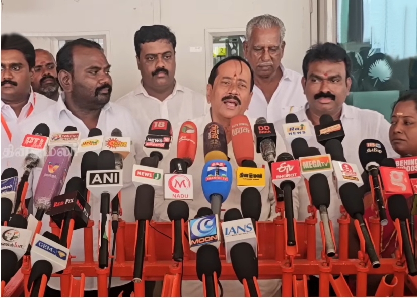 H .ராஜா கேள்வி ரசிகர்களை பிழிந்து பணம் சம்பாதித்தை தவிர விஜய்-க்கு என்ன தெரியும்..!