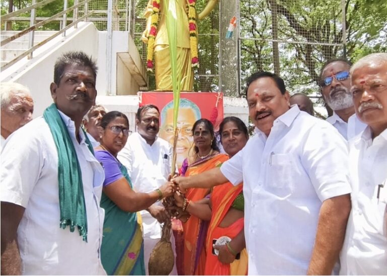 ஜி.கே. மூப்பனார் 94 -வது பிறந்த நாளை முன்னிட்டு தென்னங்கன்றுகள் வழங்கல்..!