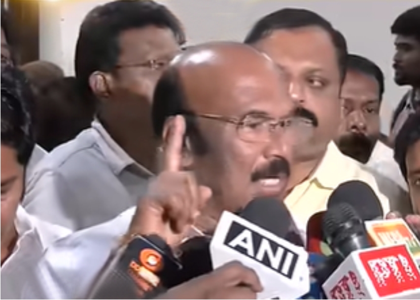 ஜெயக்குமார் எல்லாராலும் MGR ஆகிவிட முடியாது..! விஜயின் தேர்தல் உத்தி.!