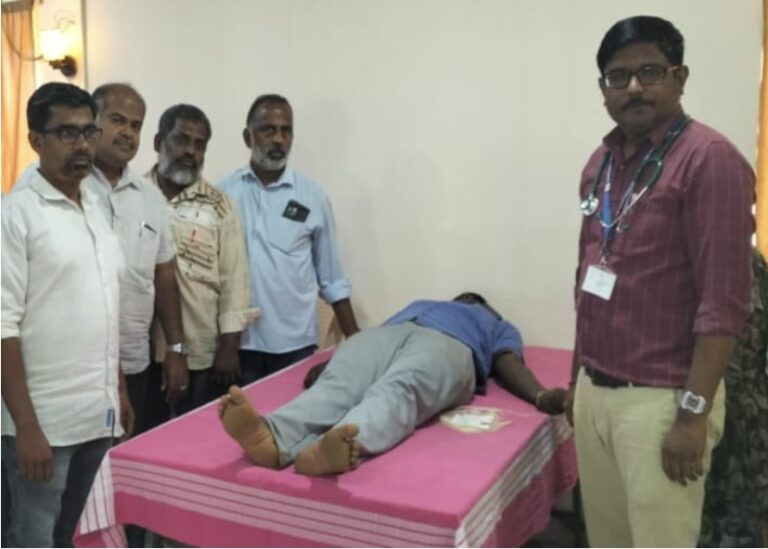 தமிழ்நாடு தவ்ஹீத் ஜமாஅத் சார்பில் மாபெரும் ரத்ததான முகாம்...!