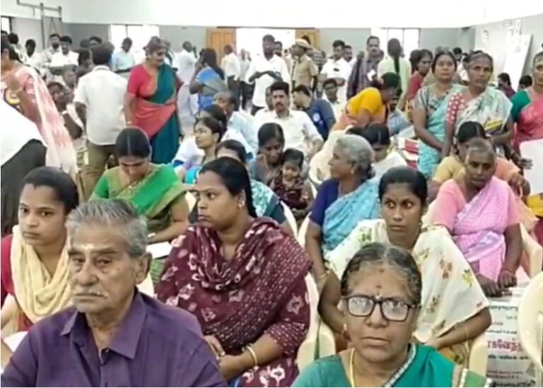 பொள்ளாச்சி பாராளுமன்ற உறுப்பினர் ஈஸ்வர சாமி தலைமையில் உங்களுடன் ஸ்டாலின் முகாம்..!