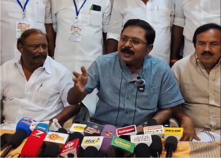 டிடிவி தினகரன் நன்றி கெட்ட துரோகி எடப்பாடி நடுரோட்டில் நிற்பார்!!