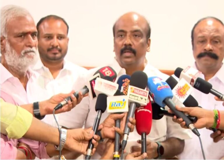 மருது அழகுராஜ் ஸ்டாலின் திமுகவுக்கு பவளவிழா எடப்பாடி அதிமுகவுக்கு பிளவுவிழா