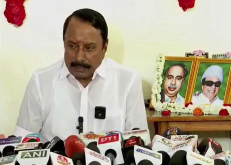 செங்கோட்டையன் திமுகவின் B-டீமில் நான் இல்லை!! எடப்பாடி பழனிச்சாமிதான் B-டீம்!!