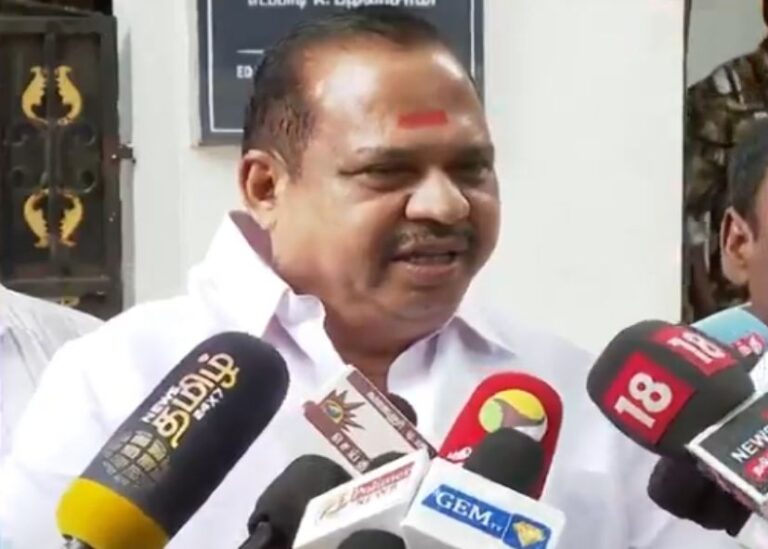 தவெக தமிழகத்தில் நடக்கும் குதிரை பேரத்தை தடுத்து நிறுத்த ஆளுநரிடம் மனு!! (1)