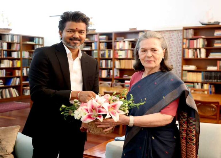 டெல்லியில் சோனியா காந்தியை நேரில் சென்று சந்தித்த முதலமைச்சர் விஜய்!!