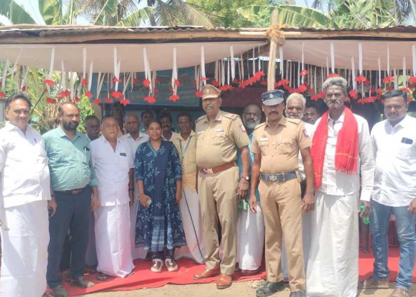 1 லட்சம் மதிப்பீட்டில் கண்காணிப்பு கேமரா வழங்கிய வி.என்.ராஜுக்கு பாராட்டு விழா!!