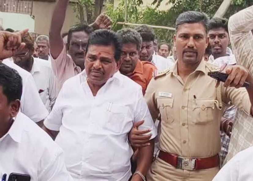 முதல்வர் பற்றி சர்ச்சை பேச்சு அனிதா ராதாகிருஷ்ணன் கைது!!