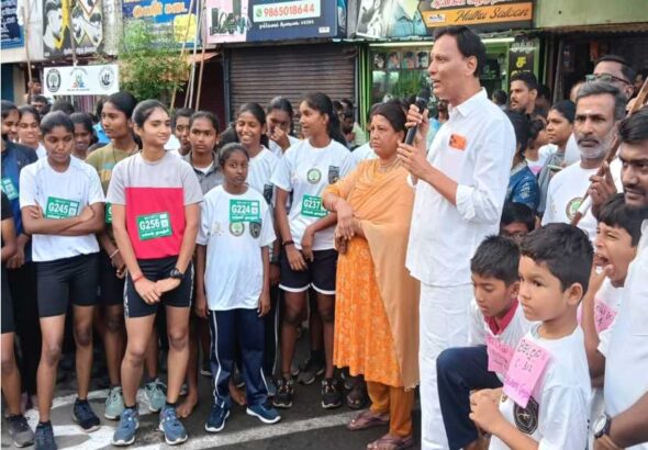 ஆனைமலையில் சுற்றுச்சூழல் விழிப்புணர்வு மாரத்தான் 2026