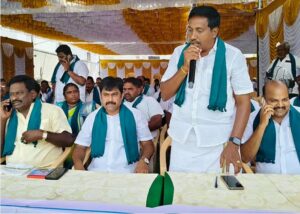 நாமக்கல் ஜேடர்பாளையம் ராஜவாய்க்காலில் தண்ணீர் திறக்க வலியுறுத்தி உண்ணாவிரதம்!!