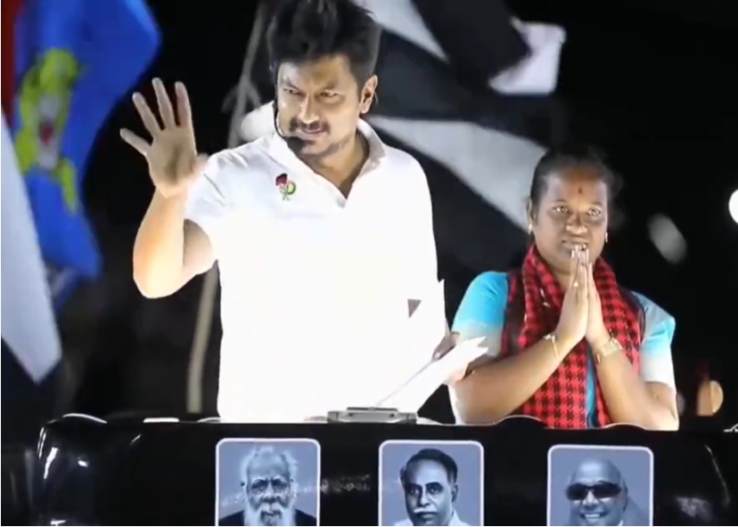 இளைய கலைஞர் உதயநிதி “சட்டமன்றத்தில் விஜய் இன்னும் Dance Fight தான் போடல..!!”
